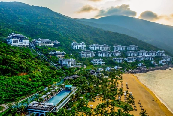 Công trình thiết bị giặt là lắp đặt tại INTERCONTINENTAL ĐÀ NẴNG